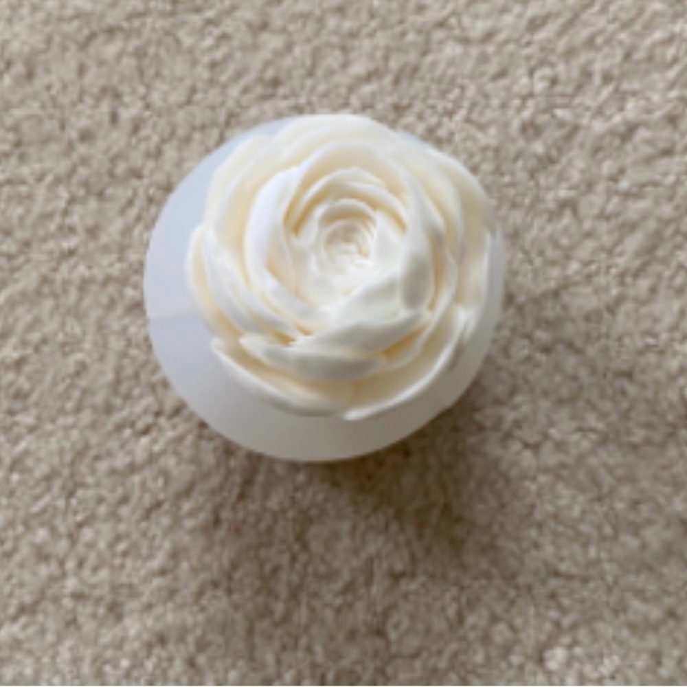 3D Ranunculus Silicone mold - Picture 4 of 4